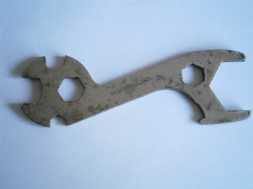 Very old cycle - very, spanner