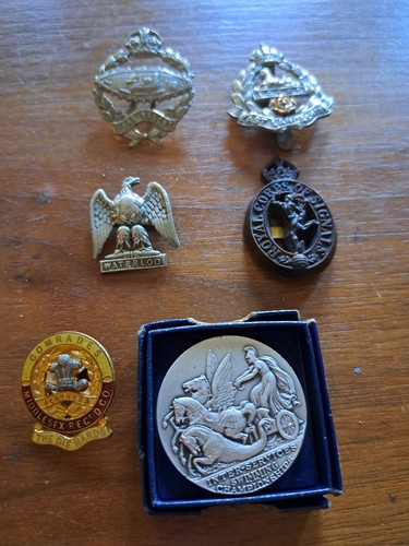 British army cap badges - army,