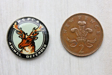 !950/60's pin back children's membership badge for RSPCA 'ANIMAL DEFENDER' club
