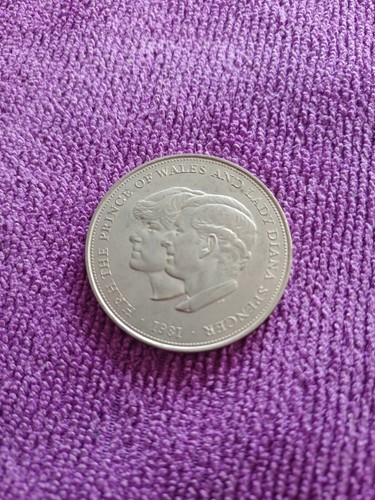 Charles and diana 1981 - diana,