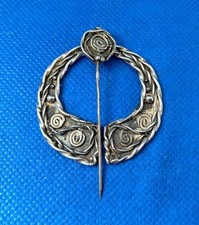 Vintage Handcrafted White Metal / Unmarked Silver ? Swirl Penannular Brooch