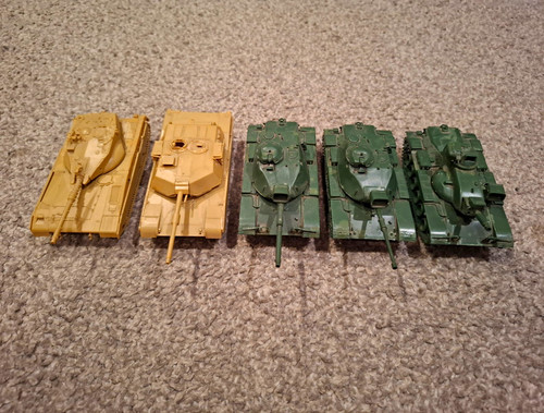 Five esci plastic - plastic, tank