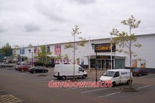 PHOTO  MARSHWOOD CLOSE RETAIL