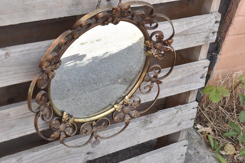 Vintage mid century - mid, brass