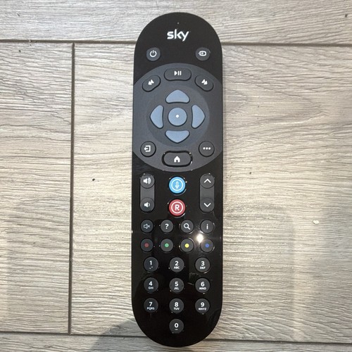 Genuine sky voice remote - q,