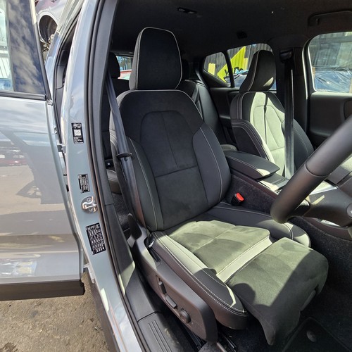 2017 2024 volvo - volvo, front