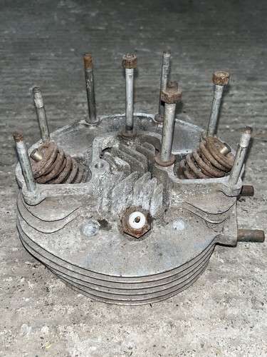 Bsa c15 cylinder head used - cylinder,