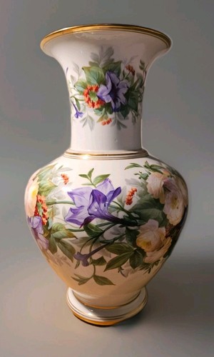 Vintage vase floral roses - floral,