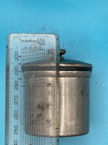 Pewter gun oil - gun, early