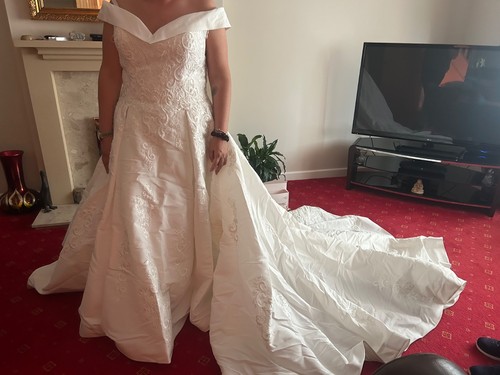 Justin alexander wedding dress - justin,