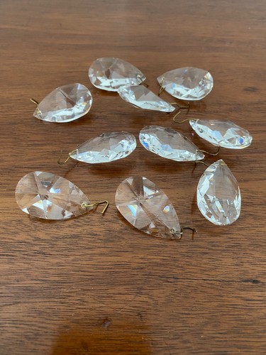 Clear cut glass almond - clear,