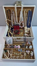 Vintage Jewellery Bundle in