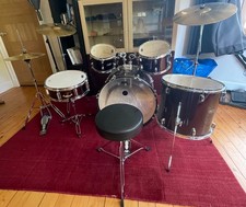 Tornado 8 Piece Junior Drum Kit with upgraded cymbals