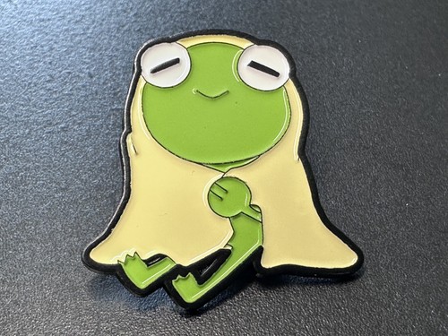 Kermit the frog enamel pin - kermit,