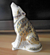 ROYAL CROWN DERBY HOWLING WOLF