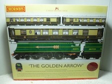Hornby R2369/Train Pack “THE