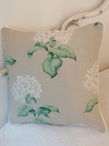 Laura ashley heligan - 16",