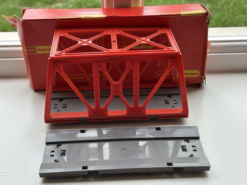 Hornby gauge r657 girder - hornby,