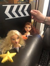 2 Bratz mini styling heads cloe and meygan