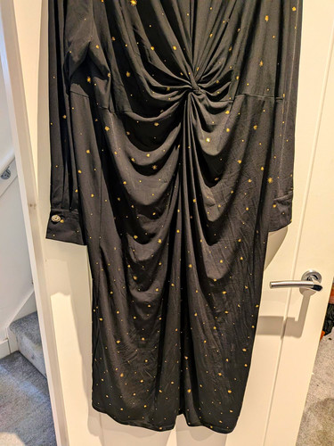 Monsoon black gold star - black,