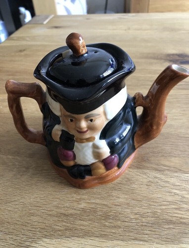 Crown devon small toby teapot - small,