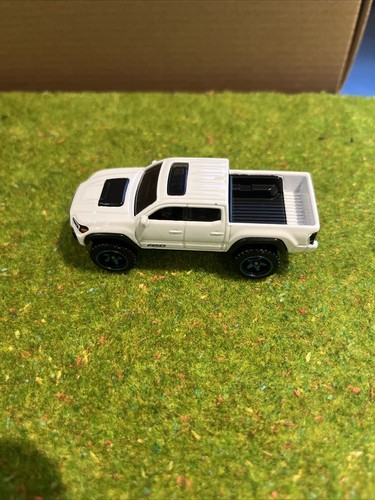 Hot wheels toyota tacoma - wheels,