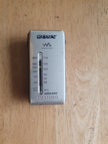 Pls read desc sony walkman - -,