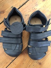 Marks & Spencer Walkmates