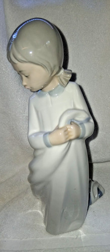 Nao lladro girl in night - lladro,