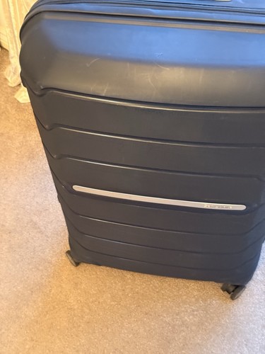 Samsonite flux medium suitcase - samsonite,