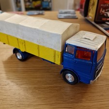 Dinky Toys Mercedes-Benz 917 Truck and Trailer