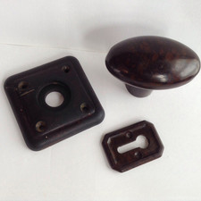 Vtg Bakelite Mismatch Trio Egg