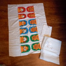 VINTAGE 1970s, GARFIELD EGG