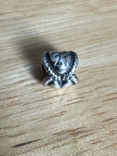 Genuine pandora 21st - 21,