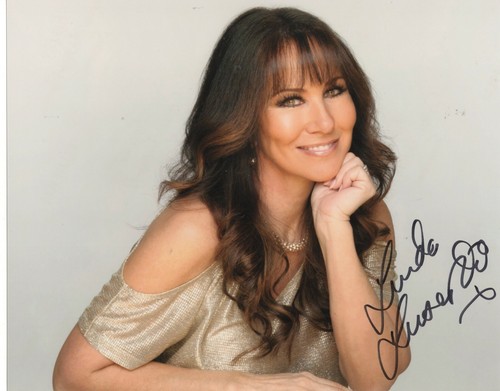 Linda lusardi signed 10x8 - -,