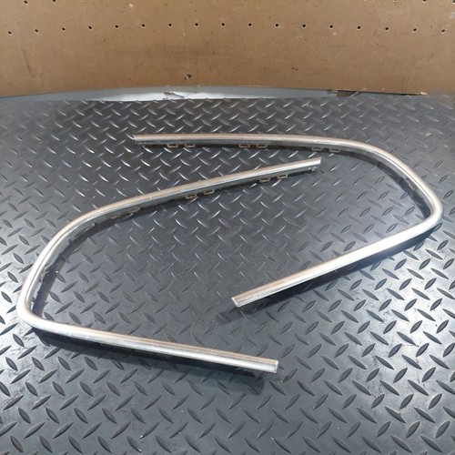 Passat pair of saloon - vw,