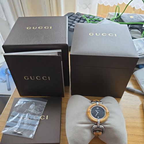 Gucci authentic watch - gucci,