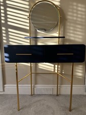 Habitat wilderness vanity