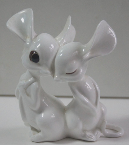 Vintage royal osborne white - vintage,