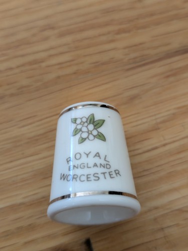 Royal worcester thimble - royal,