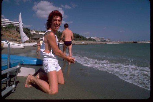 Gary holton wayne norris - gary, in