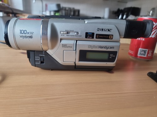 Sony handycam dcr - sony,