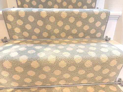 Soft sage green cream polka - soft,