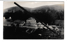 PHOTO POSTCARD - BLACK AND WHITE BUILDINGS - POSTED MALVERN 1922
