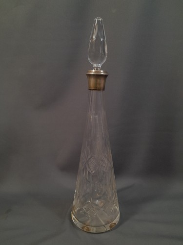 Cut glass liquor decanter - glass,