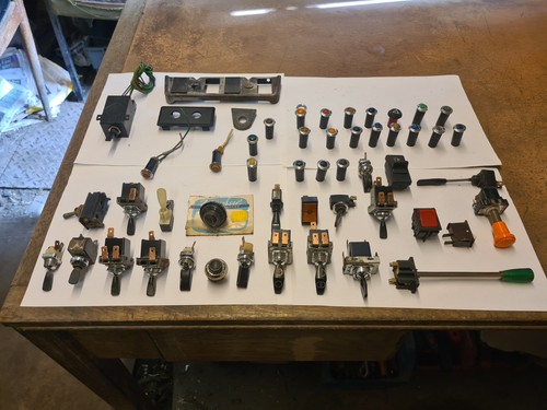 Lucas toggle switches - lucas, +