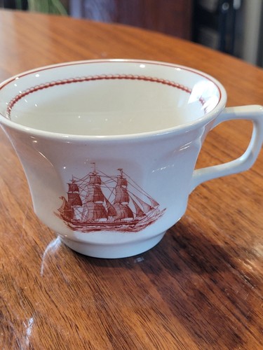 Single wedgewood flying - wedgewood,