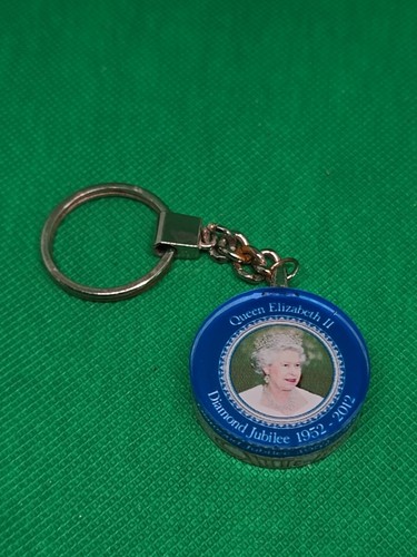 Keyring key ring queen - keyring,