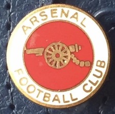 Vintage Arsenal FC Small Round Hard Enamel Pin Badge