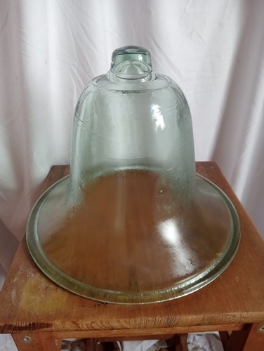 Green glass bell cloche - ,